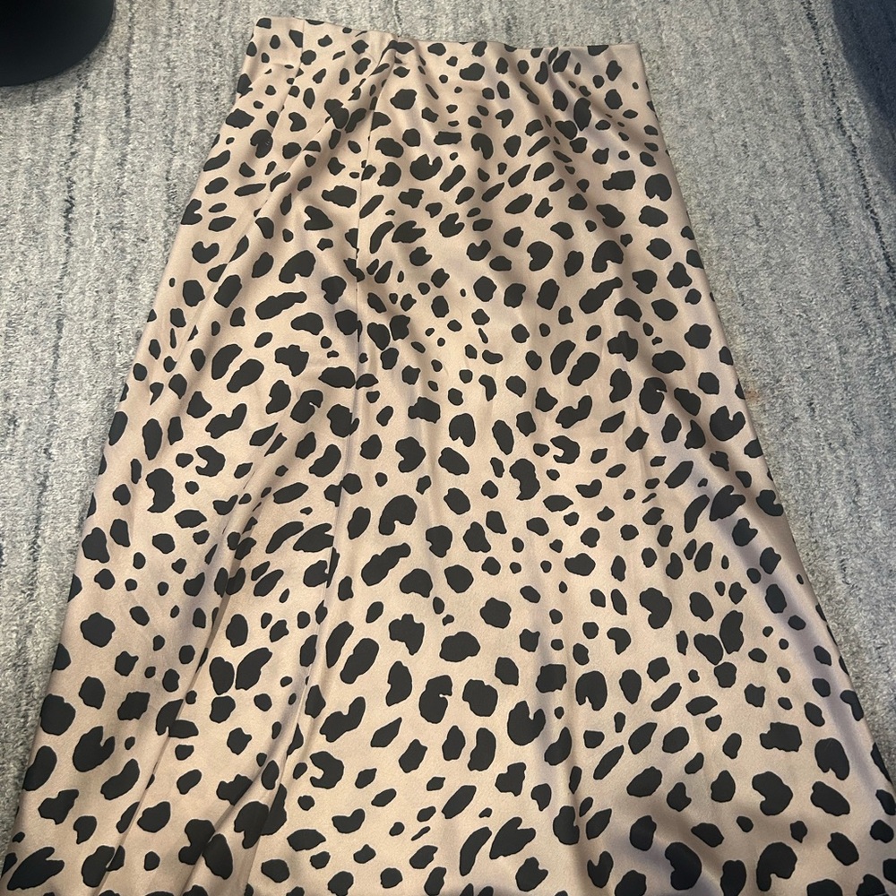 FALLING LOVE LEOPARD MAXI SILK SKIRT